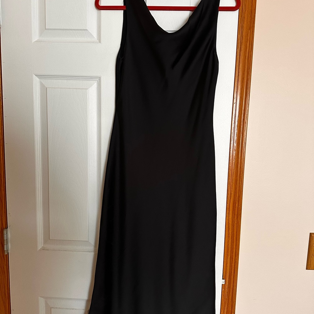 Norma Kamali Black Midi  Dress